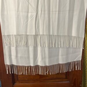 Elegant Cream Fringe Cashmere scarf